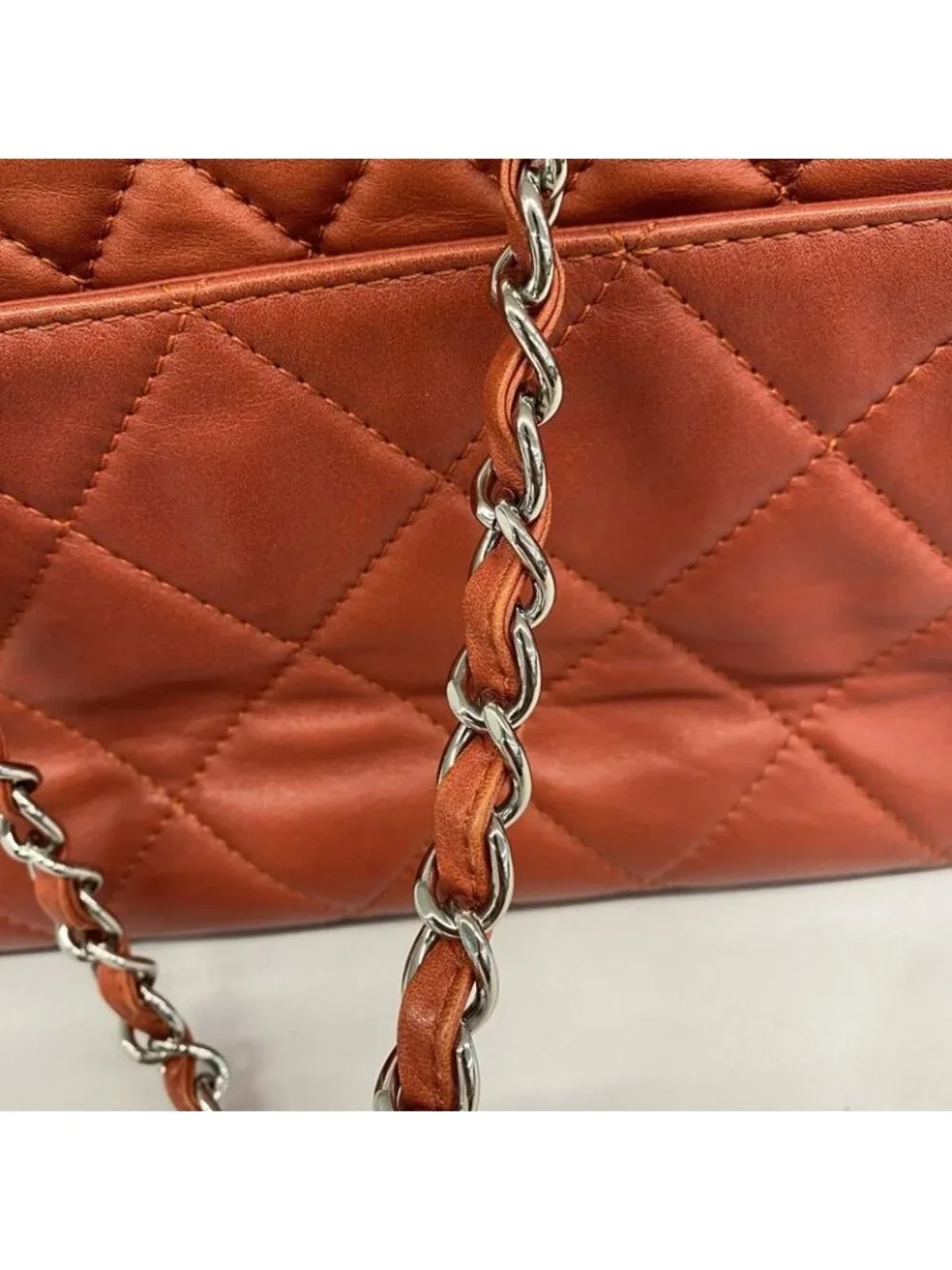 Chanel Chain Quilted Lambskin Red Silver Tote - Picture 8 of 9